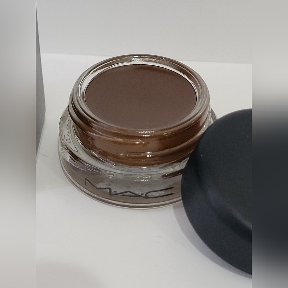MAC Paint Pot • IT’S FABSTRACT • Cream Eyeshadow Base • Soft Glam • New in box - Picture 3 of 6